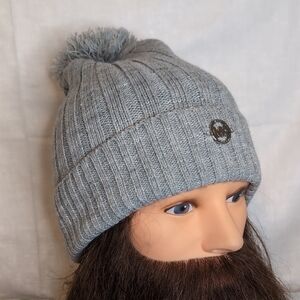Michael Kors Silver Knit Pom-Pom beanie hat osfm